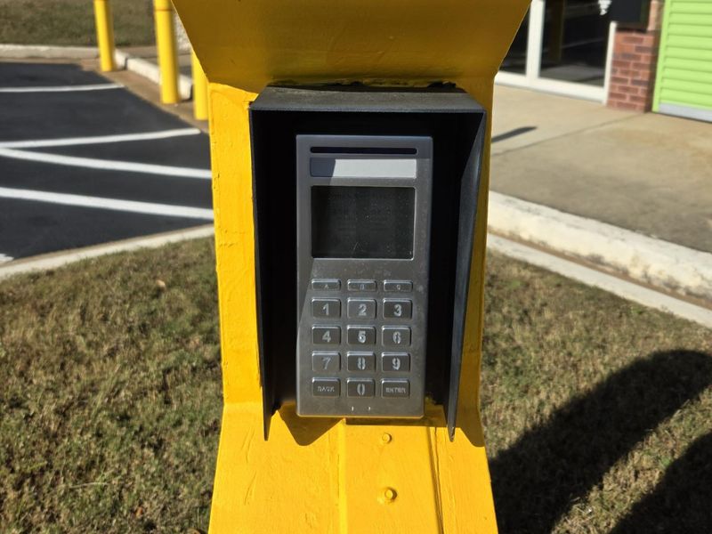 Images Extra Space Storage