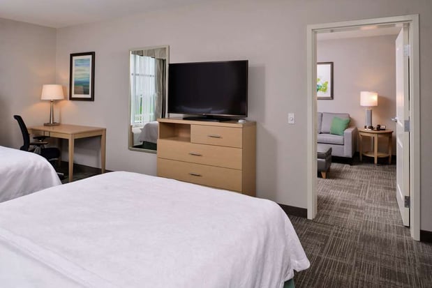 Images Homewood Suites by Hilton Des Moines Airport