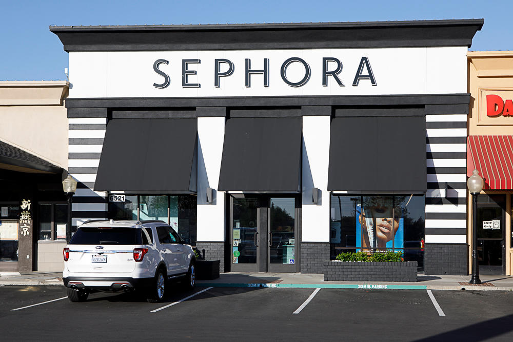 Sephora opens at Lincoln Center in Stockton, CA - Beta Agency : Beta Agency