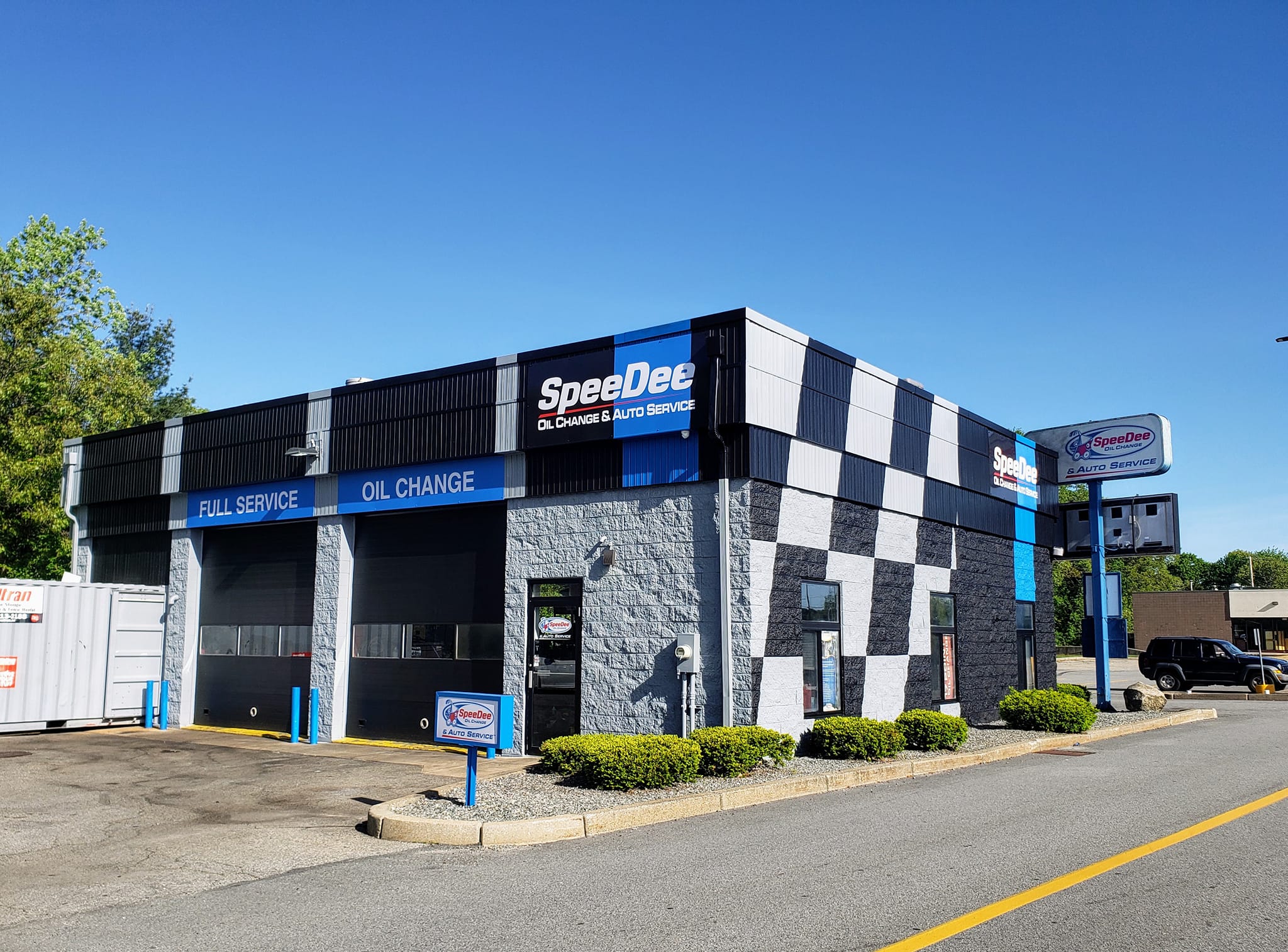 SpeeDee Oil Change Auto Service in New Bedford MA 02745