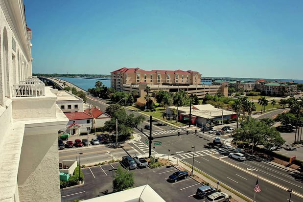 Images Hampton Inn & Suites Bradenton Downtown Historic District