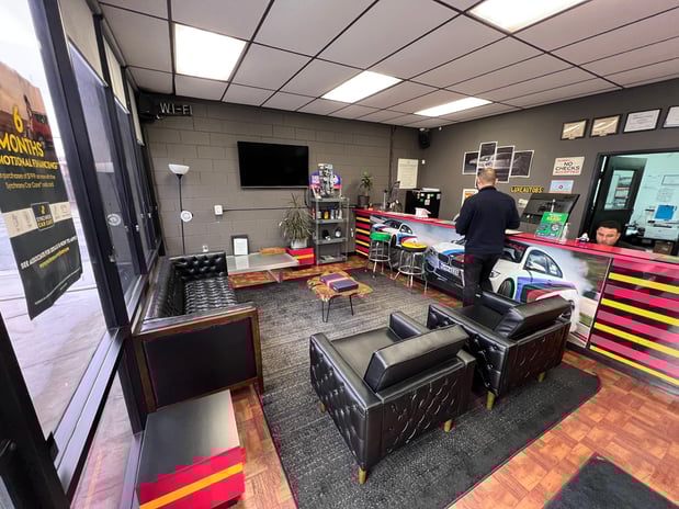 Images LUXE Auto Body Shop