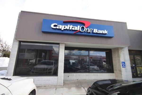 Capital One Bank Plainview (516)681-2421