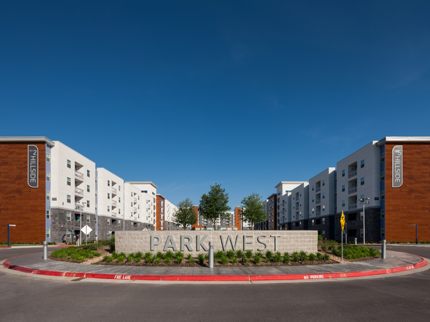 Images Park West