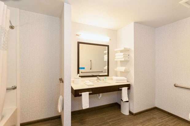 Images Hampton Inn & Suites Duluth North / Mall Area