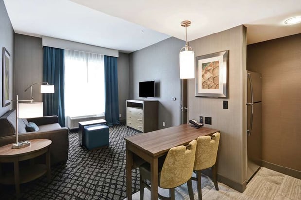 Images Homewood Suites by Hilton Warren Detroit