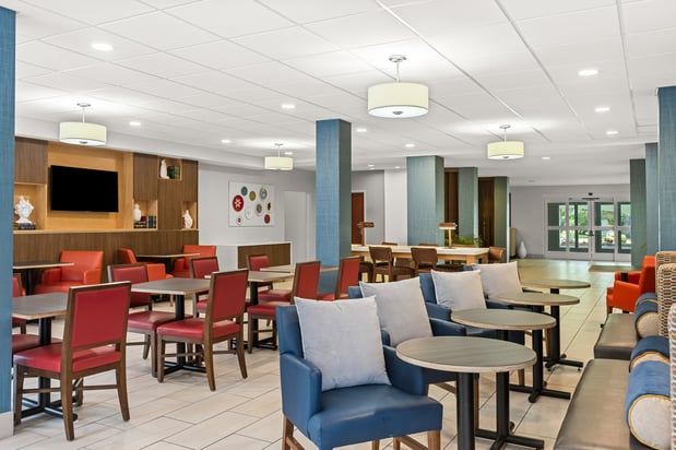 Images Holiday Inn Express & Suites Savannah - Midtown by IHG