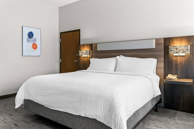 Images Holiday Inn Express & Suites Detroit-Novi by IHG