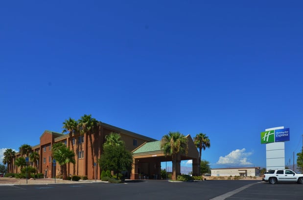 Images Holiday Inn Express Las Vegas-Nellis by IHG