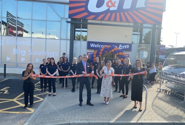 The store team is ready and the ribbon's been cut! B&M is open for business in Tunbridge Wells! Our newest B&M Store is located to the north east of the town centre at North Trading Estate.