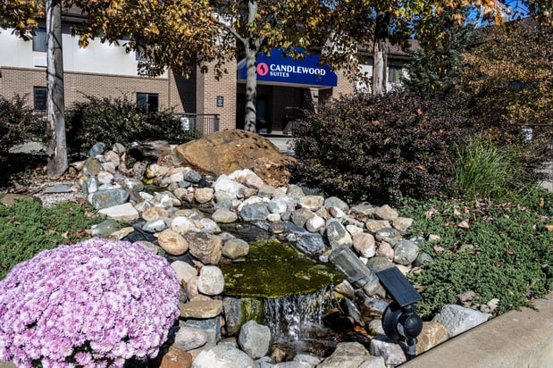 Images Candlewood Suites East Lansing by IHG