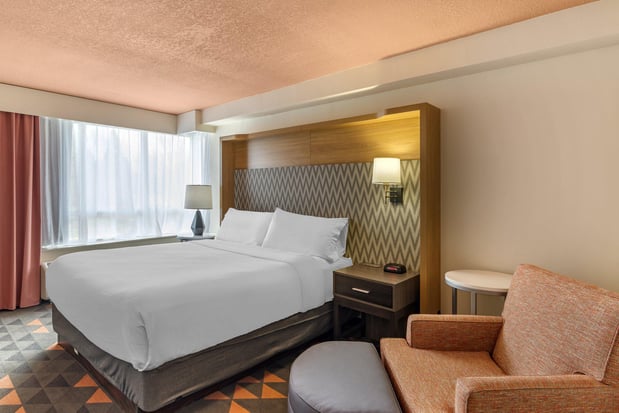 Images Holiday Inn Atlanta-Gas South Arena Area by IHG