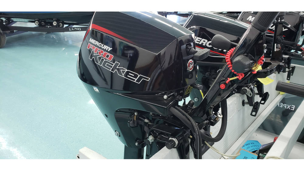 Staples Sports Lincoln Image