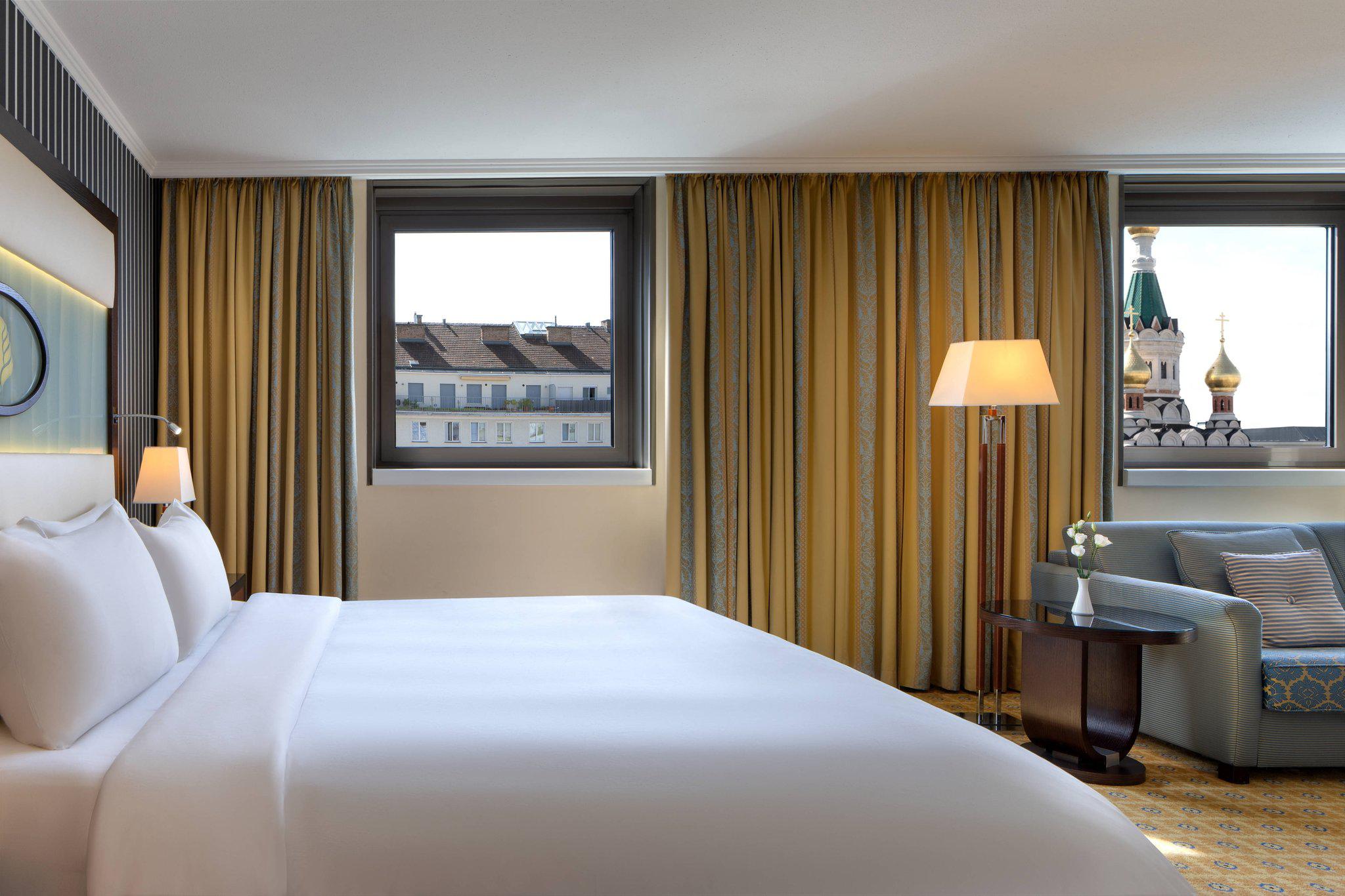 Imperial Riding School Renaissance Vienna Hotel, Ungargasse 60 in Vienna