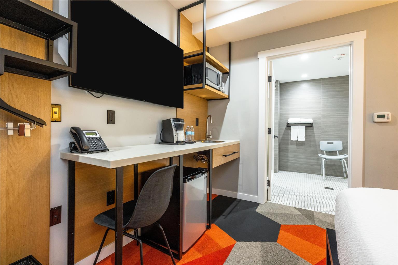 Guest room