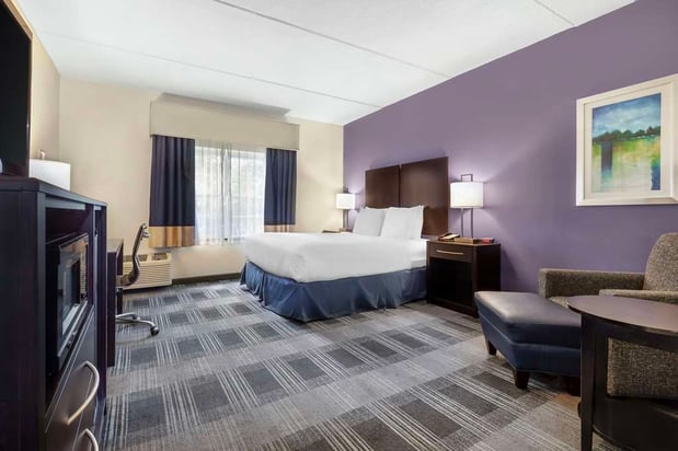 Images Best Western Hartford Hotel & Suites
