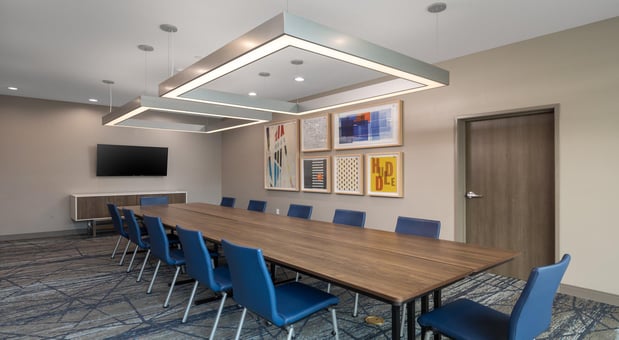 Images Holiday Inn Express & Suites Hawaiian Gardens by IHG