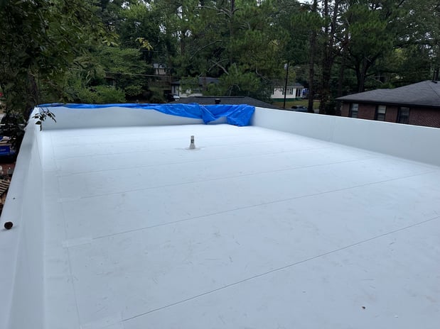 Images Valle's Roofing & Construction