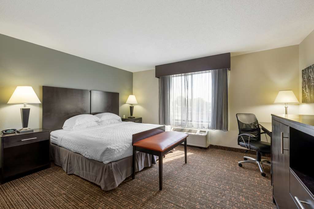 King Suite Large Room