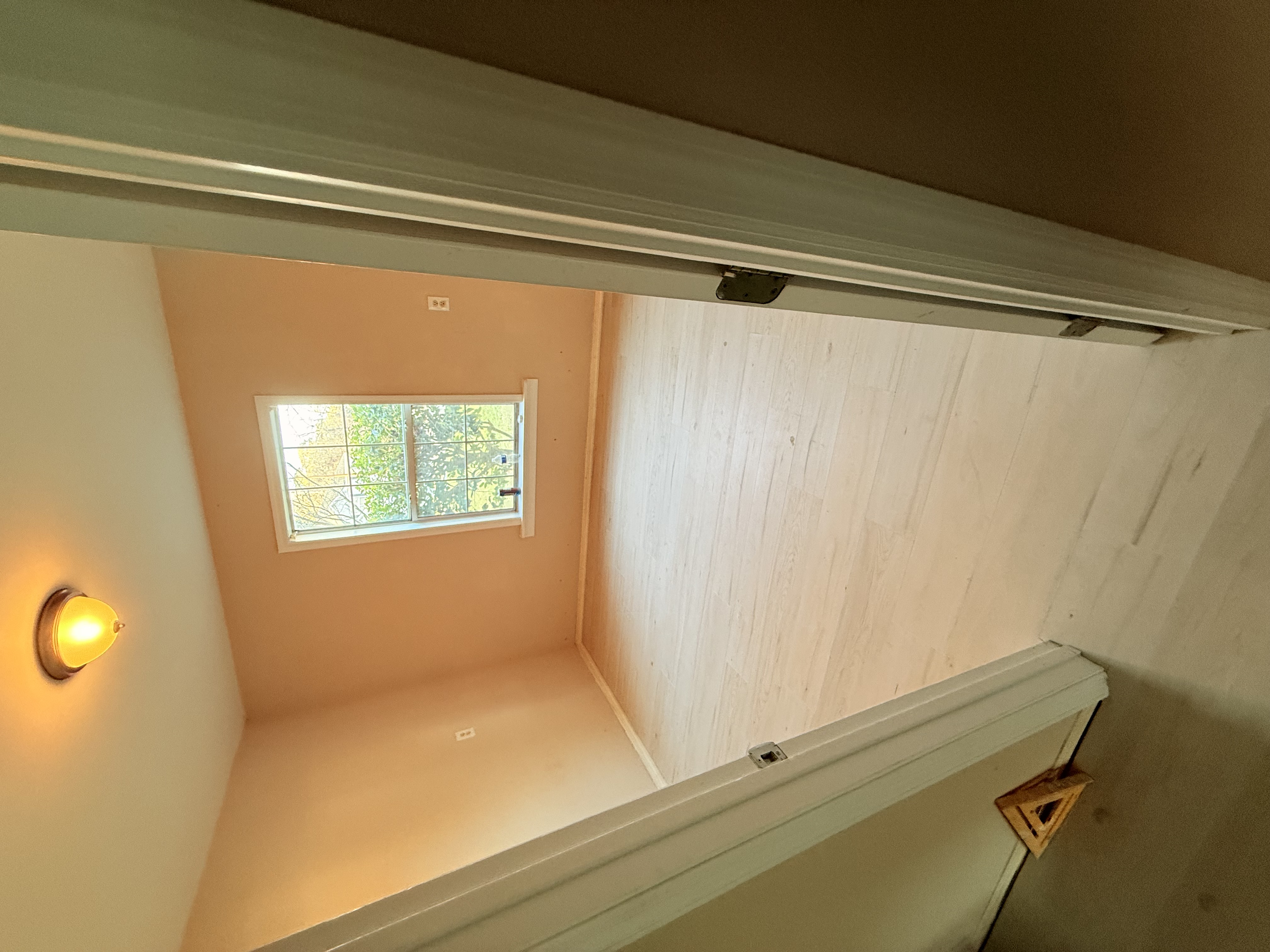 Floor Coverings International Image