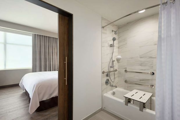 Images Embassy Suites by Hilton Noblesville Indianapolis Conference Center