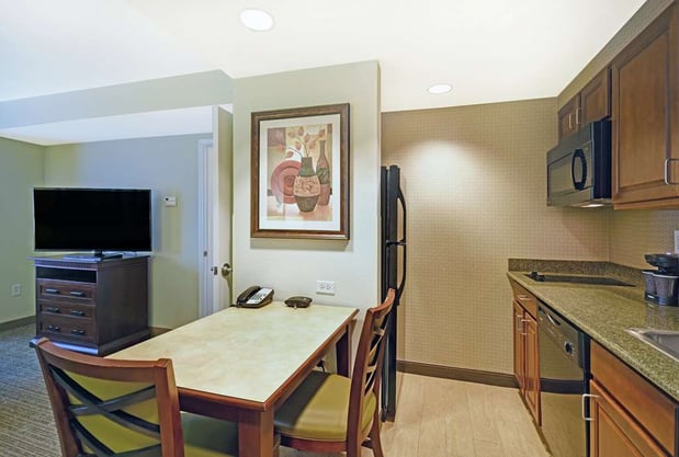 Images Homewood Suites by Hilton Denver International Airport