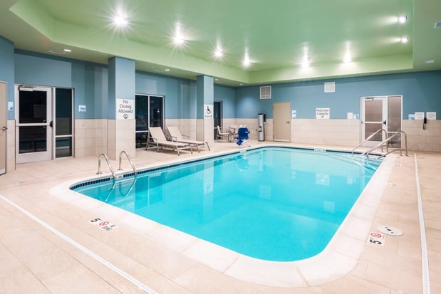 Images Holiday Inn Express & Suites St. Louis - Chesterfield by IHG