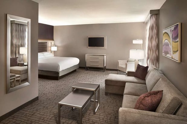 Images Embassy Suites by Hilton Charlotte Uptown