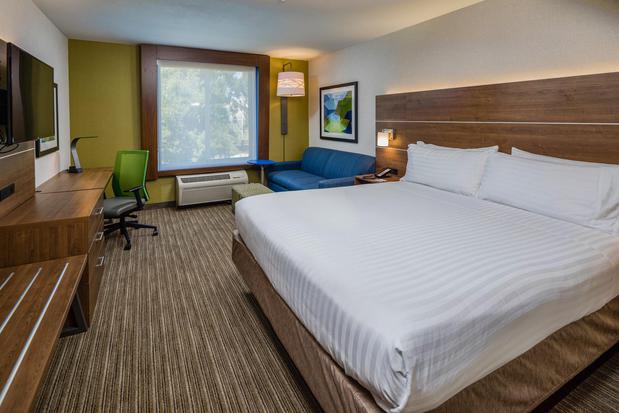 Images Holiday Inn Express & Suites Modesto-Salida, an IHG Hotel