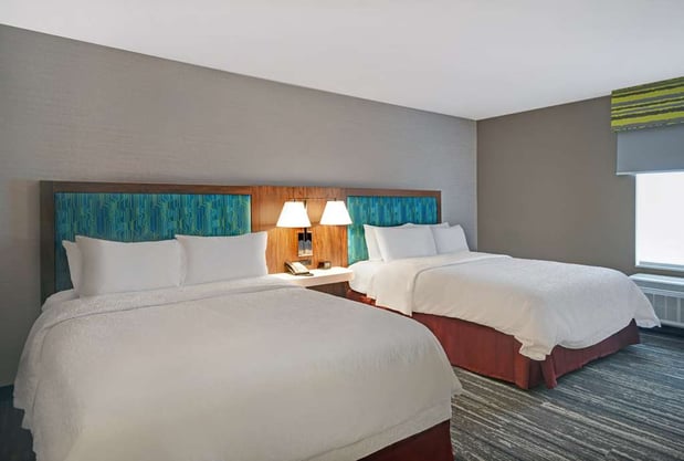 Images Hampton Inn Cave City