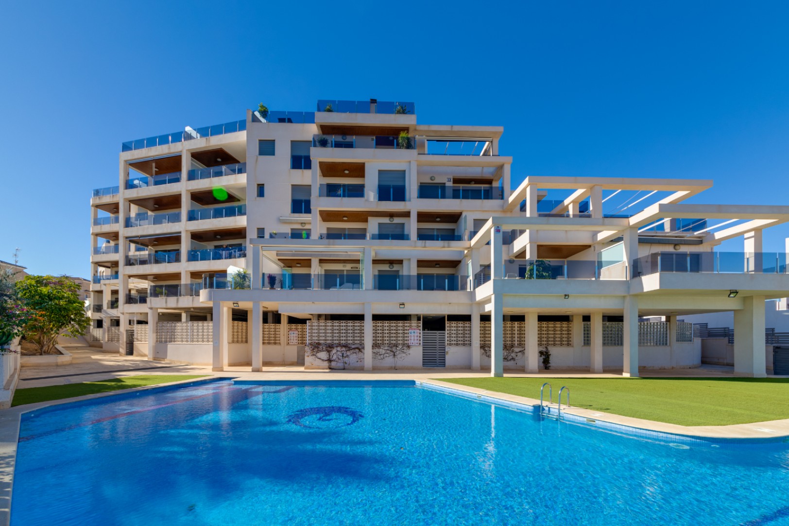 Images Azul Villa Properties