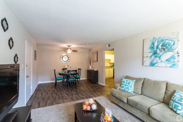 Images Bradley Square Apartments
