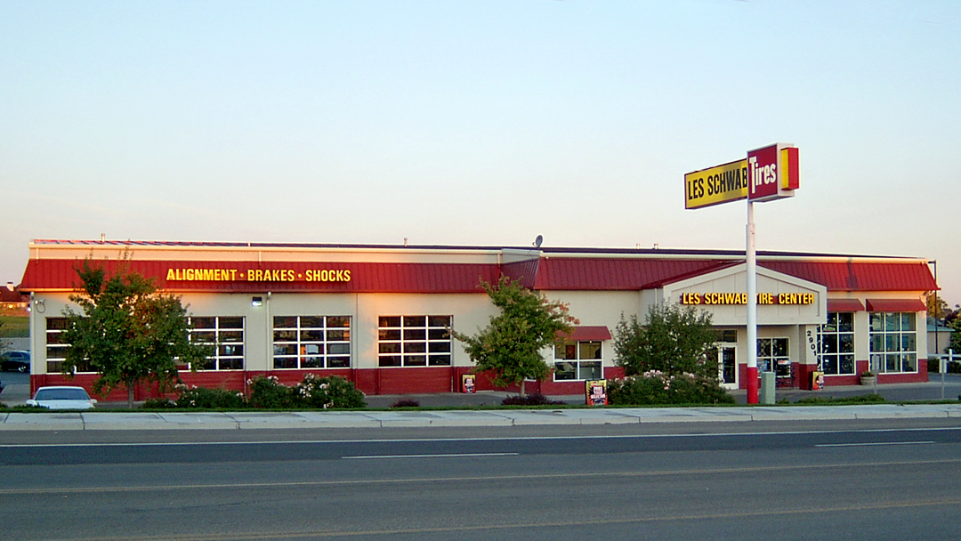 Les Schwab Tire Center