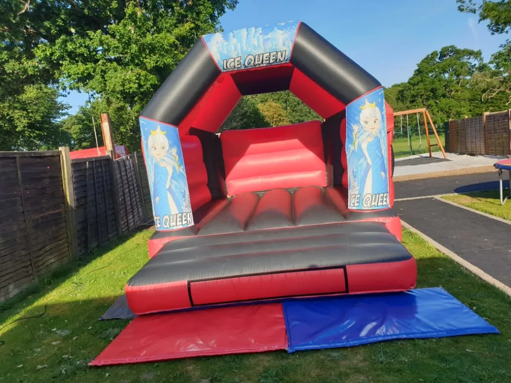 Images Top Banana Bouncy Castles