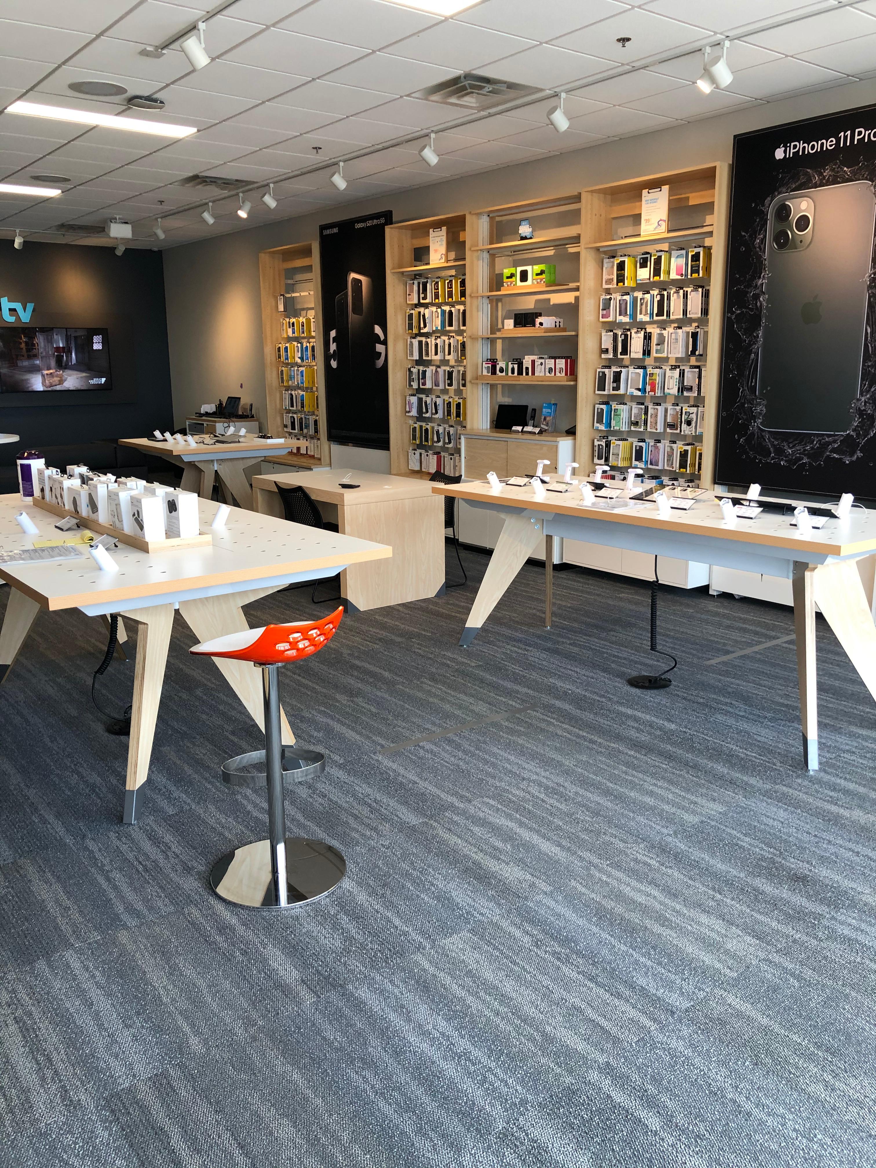 AT&T Store Photo