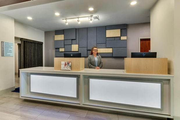Images Holiday Inn Express & Suites Waxahachie, an IHG Hotel