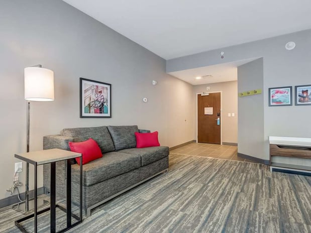 Images Hampton Inn and Suites by Hilton Cincinnati Midtown Rookwood