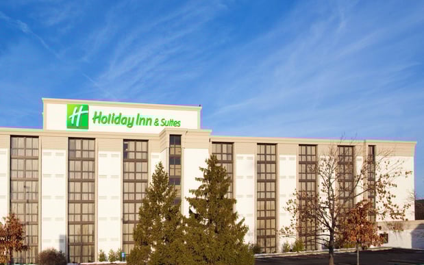 Images Holiday Inn & Suites Cincinnati-Eastgate (I-275E) by IHG