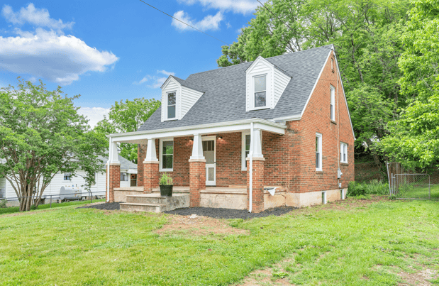 Images Damon Gettier and Associates, Realtors-Brokered by Real Broker LLC