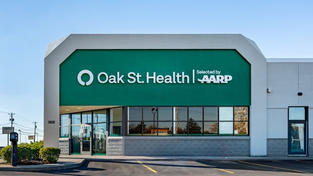 Images Oak Street Health Eakin Primary Care Clinic