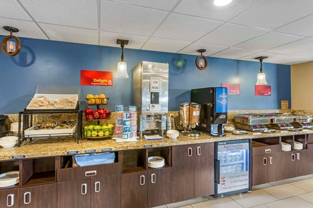 Images Best Western Plus Landmark Inn