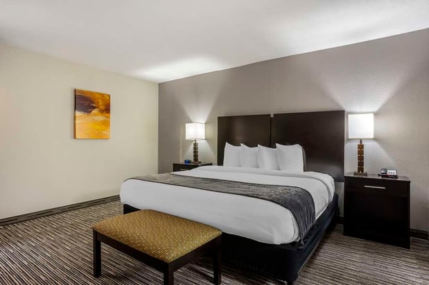 Images Best Western Plus Jonesboro Inn & Suites