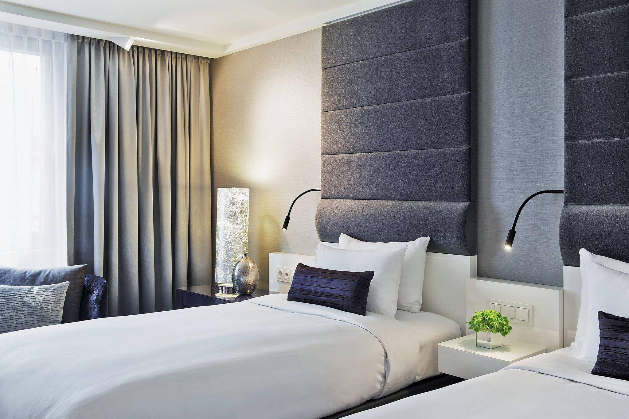 Renaissance Wien Hotel, Linke Wienzeile/Ullmannstrasse 71 in Vienna