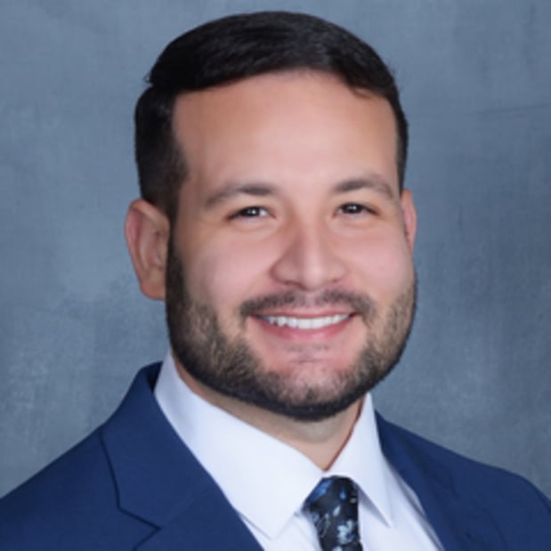 Images Edward Jones - Financial Advisor: Luis Martinez