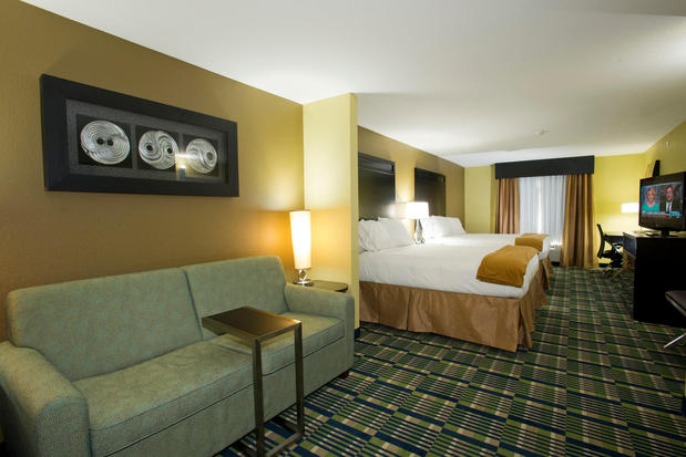 Images Holiday Inn Express & Suites Morrilton, an IHG Hotel
