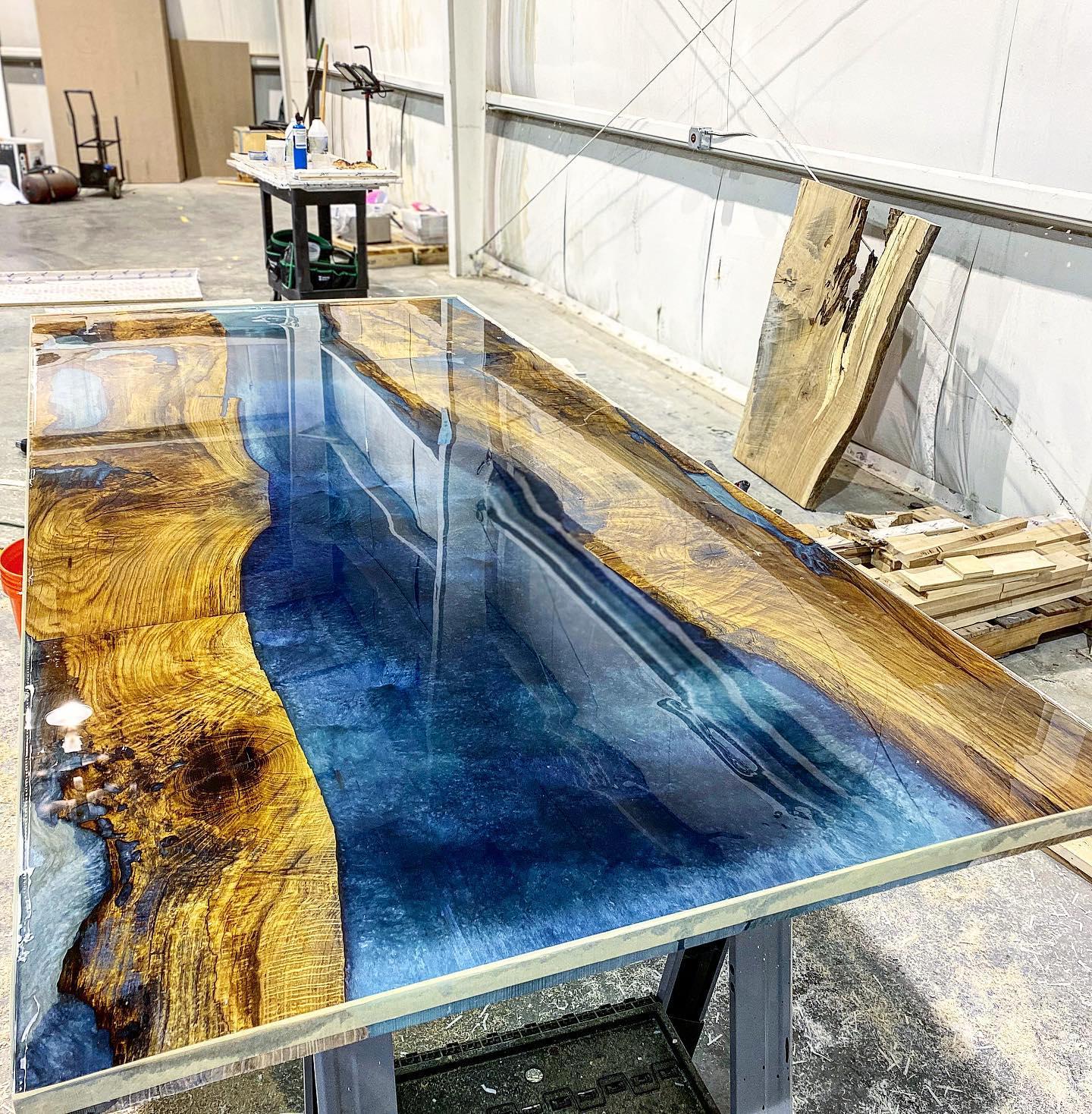 Add a touch of contemporary art to your living room with our resin coffee tables. Goodview Woodworks combines resin and wood in innovative ways, producing coffee tables that are both functional and visually captivating.