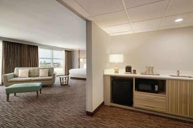 Images Hilton Melbourne, FL