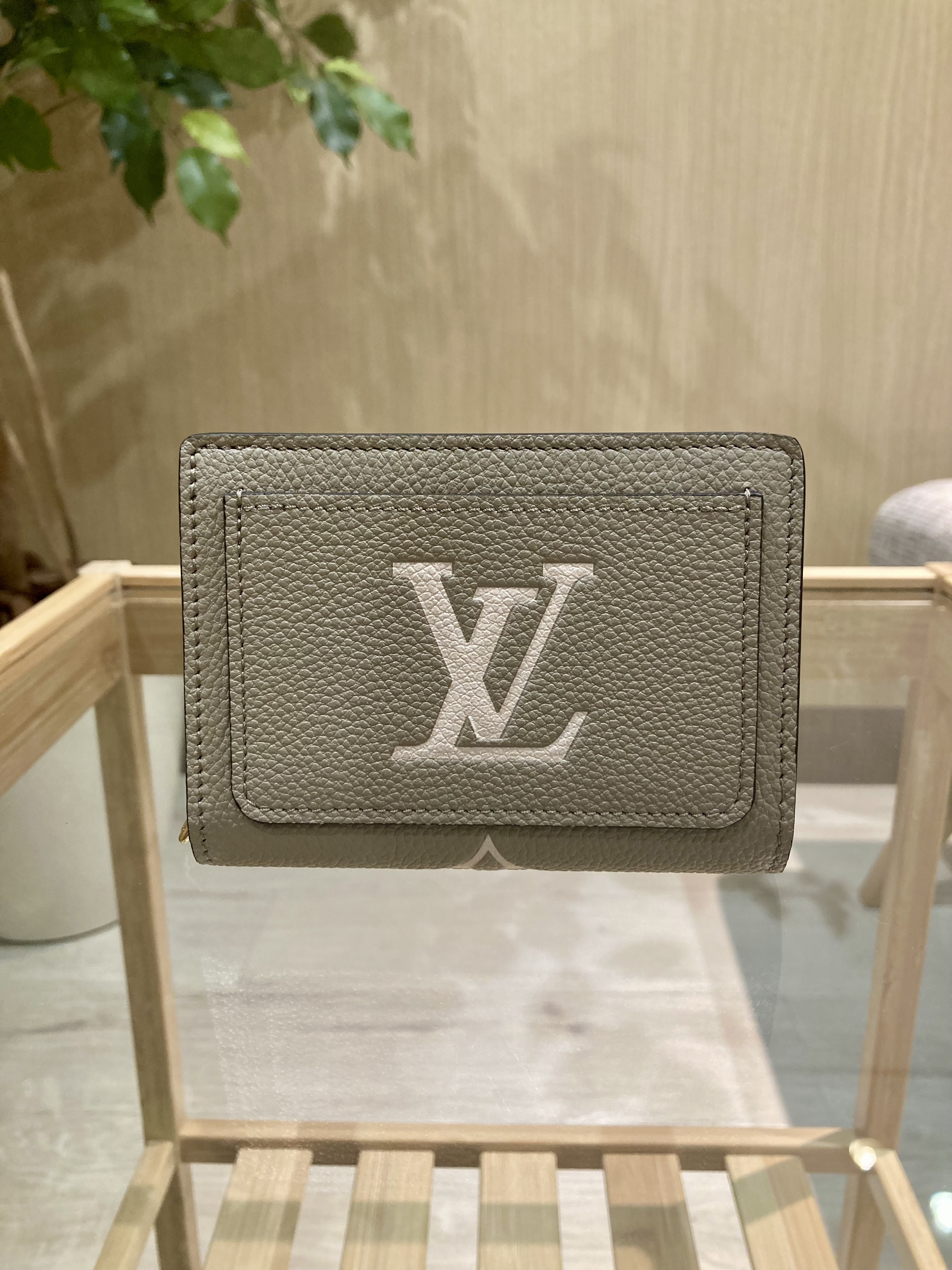 Images KOMEHYO（コメ兵）買取センター大丸須磨