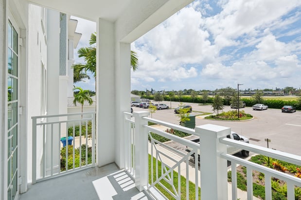 Images Ivory Lantana