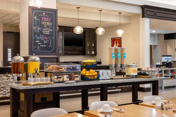 Images Hilton Garden Inn West Palm Beach Airport